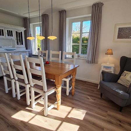 Ferienhaus Ellen, Eg Whg Utersum Exteriör bild