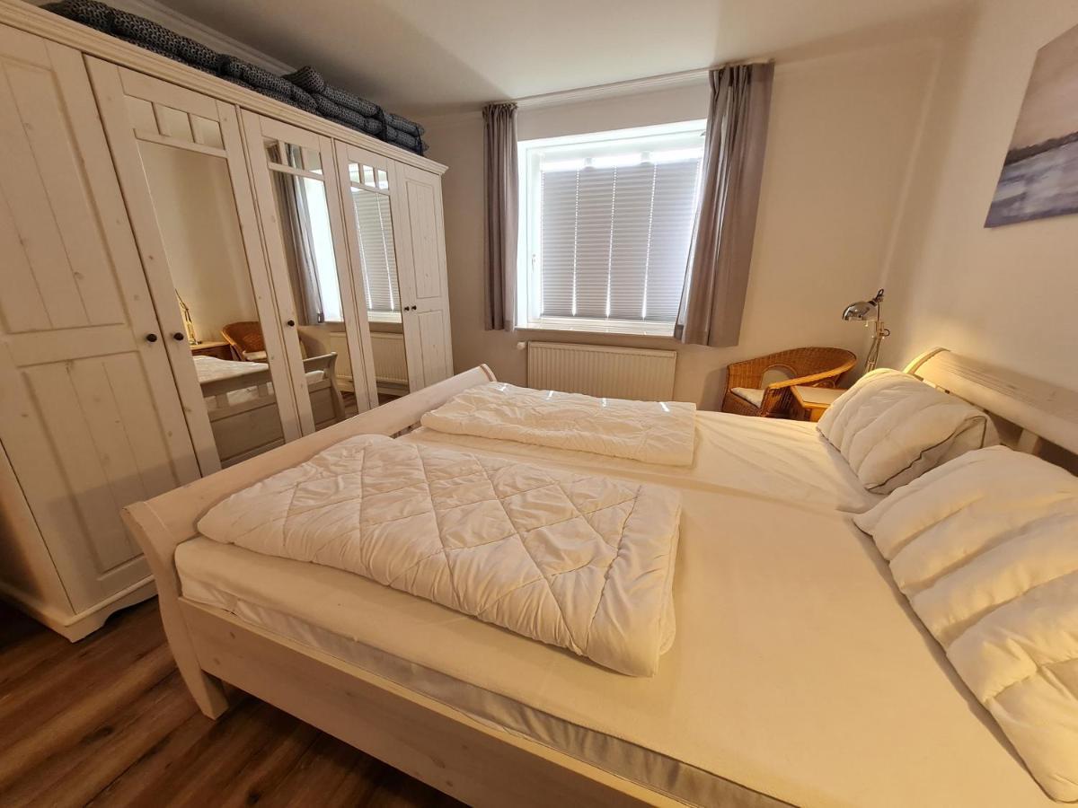 Ferienhaus Ellen, Eg Whg Utersum Exteriör bild